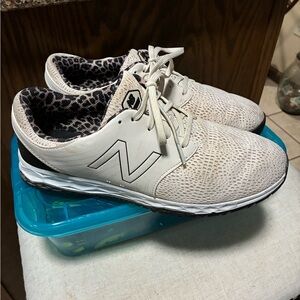 New Balance Women's Beige and Black Sneakers